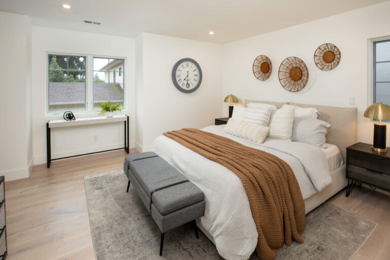 18-735 Linden_Matt Anello-8753-MLS