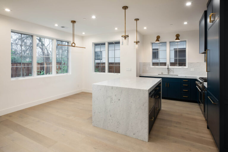 5-737 Linden_Matt Anello-8839-MLS